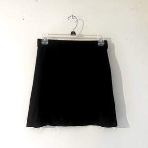 Black stretchy mini skirt